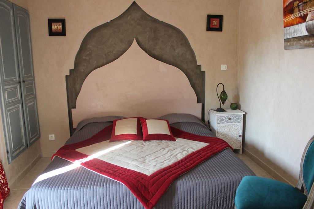 Gites Maisons De Vacances Domaine La Chamade Carpentras Holiday home *