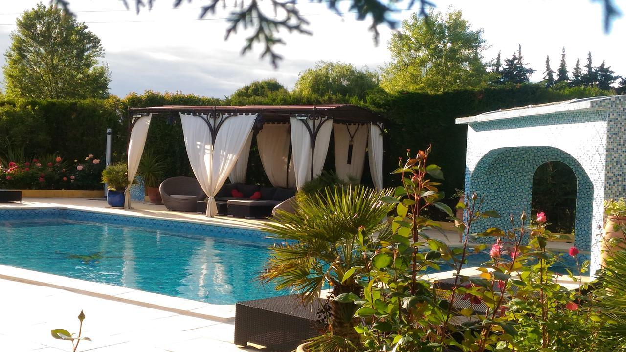 Holiday home Gites Maisons De Vacances Domaine La Chamade Carpentras